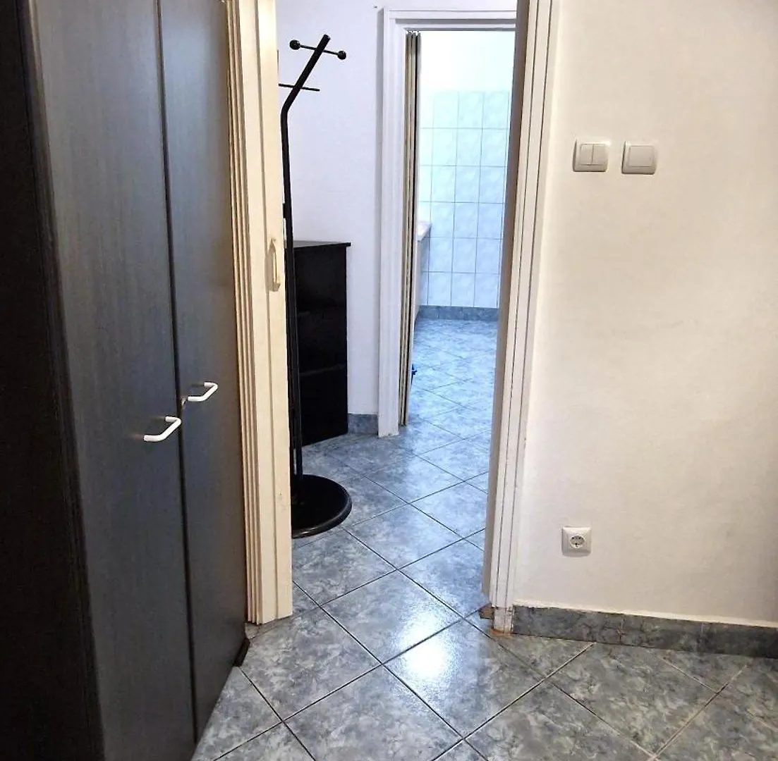 Domum Universitate Dalles - Intercontinental Bucharest Apartment